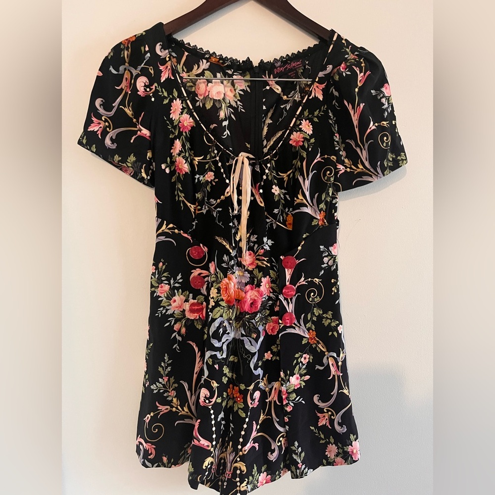 BETSEY JOHNSON Silk Floral Romper - Size 0